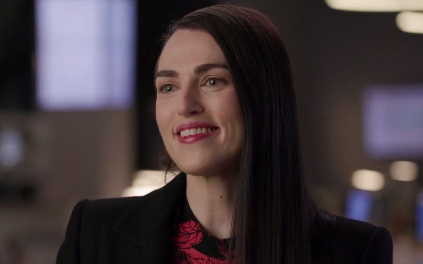 【katie mcgrath】【中英双字】皇姐关于莉娜卢瑟的看法 超女最终季