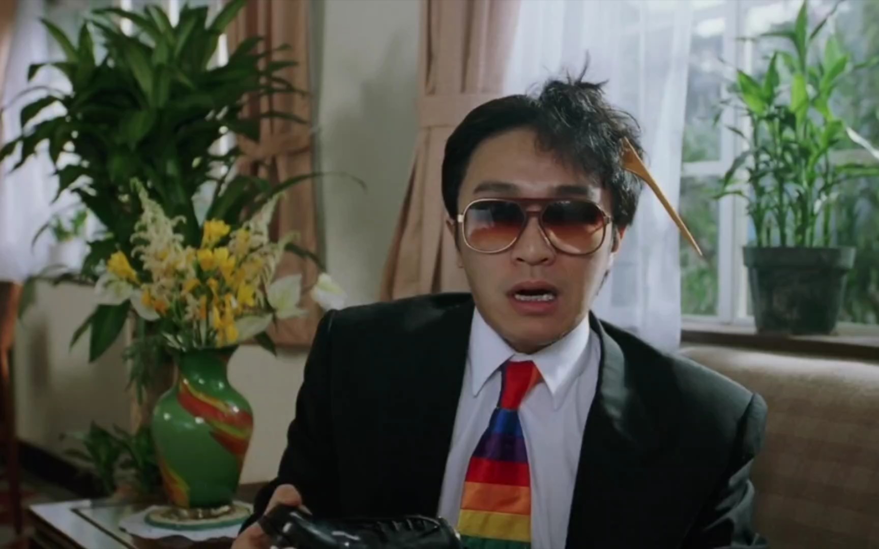 国产凌凌漆:怪不得星爷那么酷!酷不过三秒,结尾亮了,哈哈～(~▽~～)