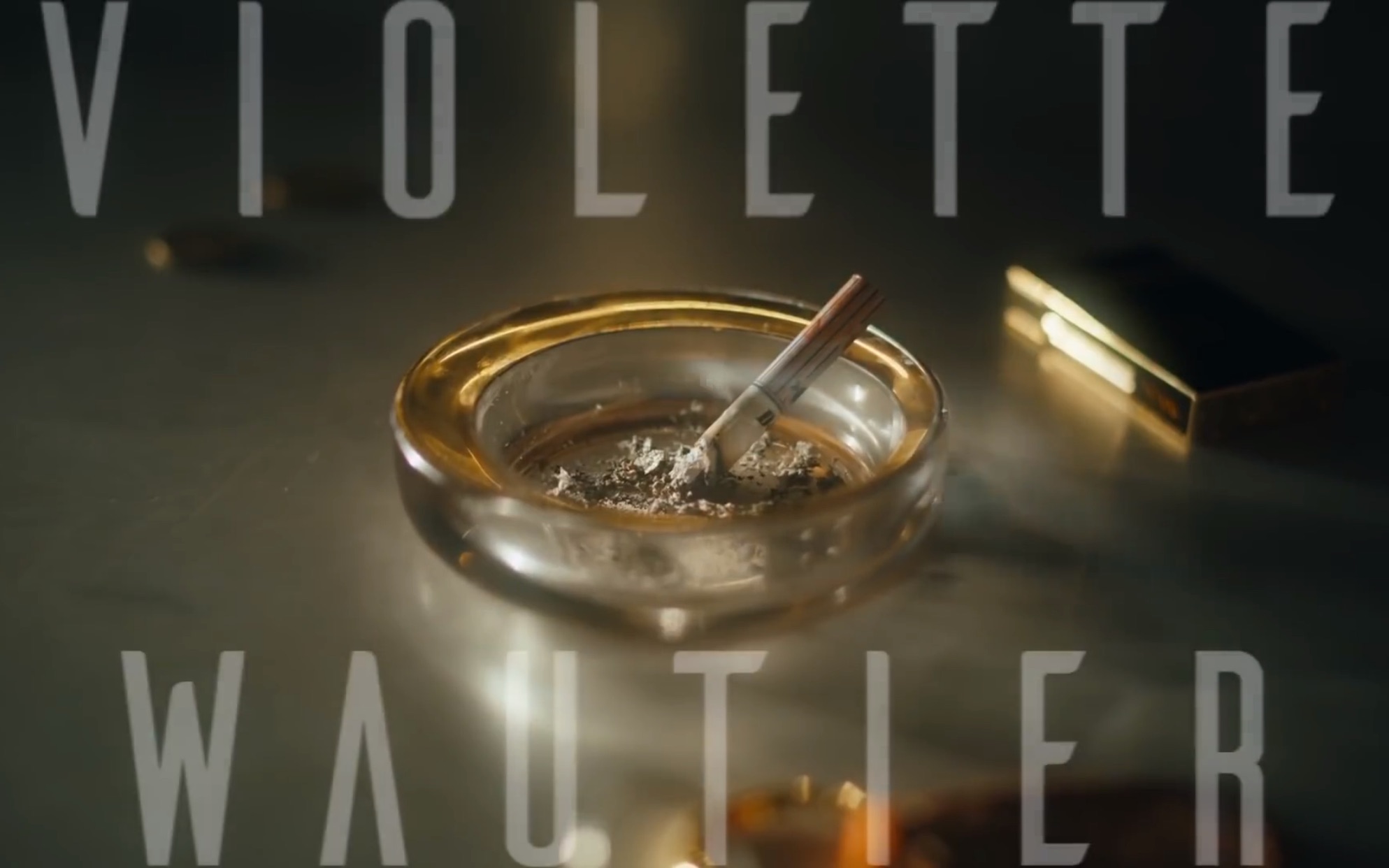 中字字幕|【violette wautier】smoke mv