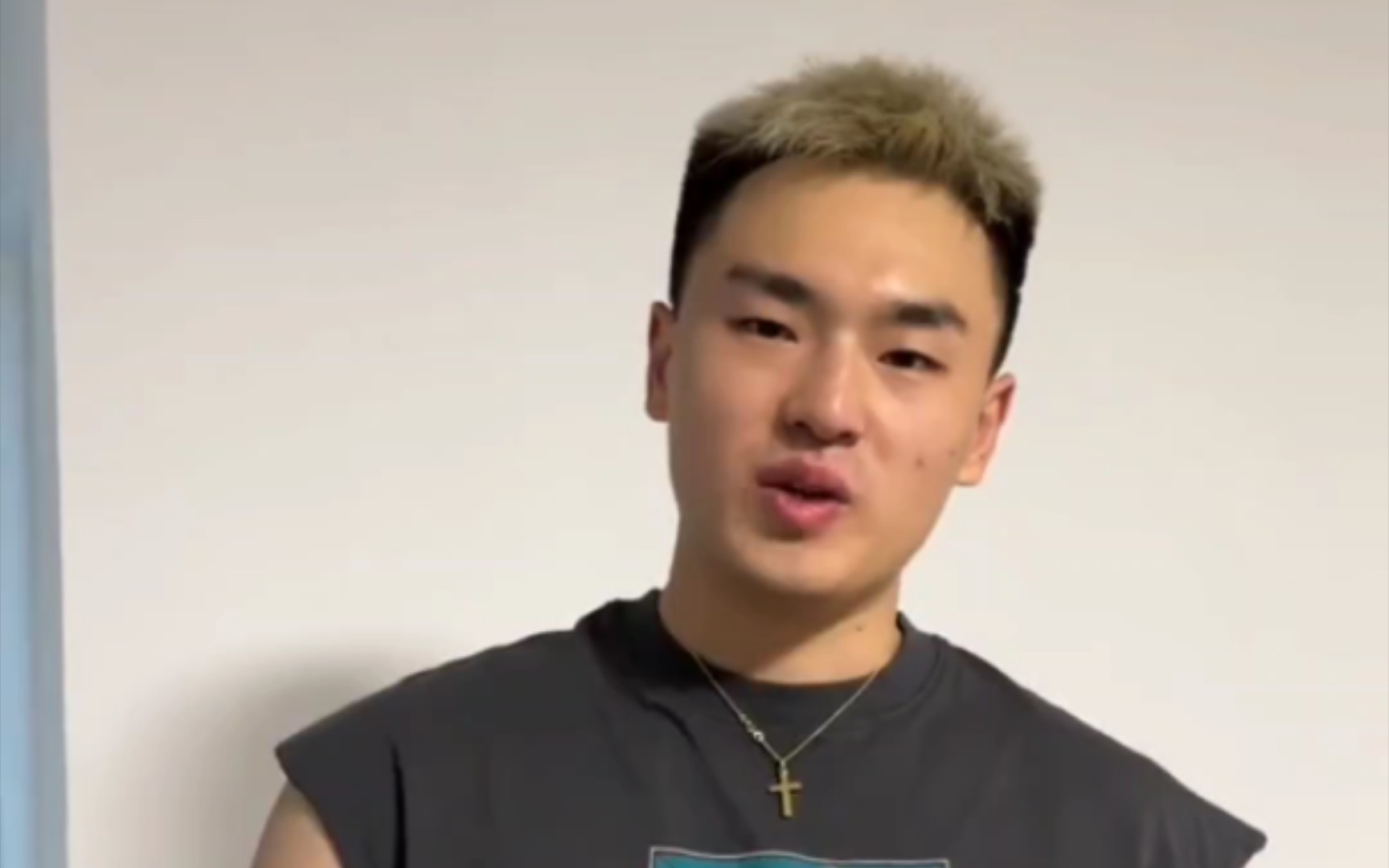 孟博龙喊话唐日辉敢来单挑吗!你更看好谁