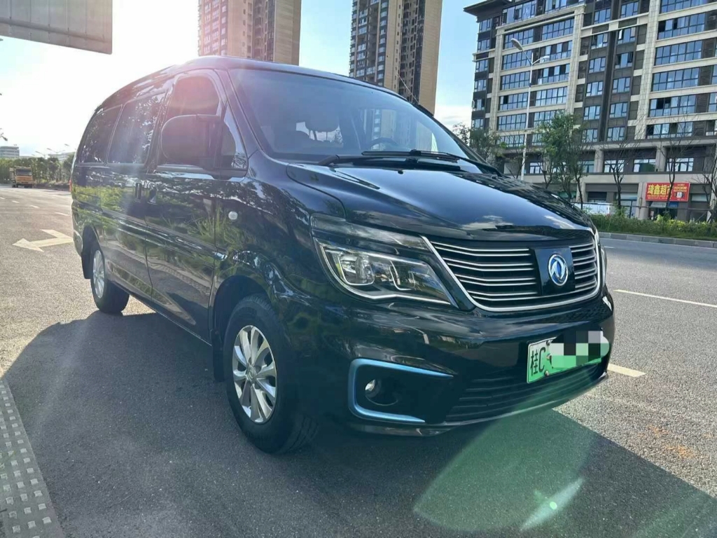 【品牌车型】东风风行 菱智m5ev 2020款 舒适型 7座 【上牌日期】2021