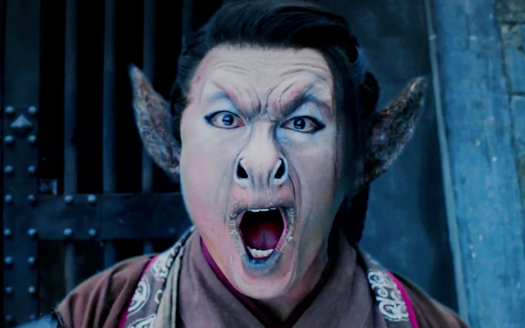 毛驴吸收了仙草的灵气,变成了驴妖,开始为所欲为