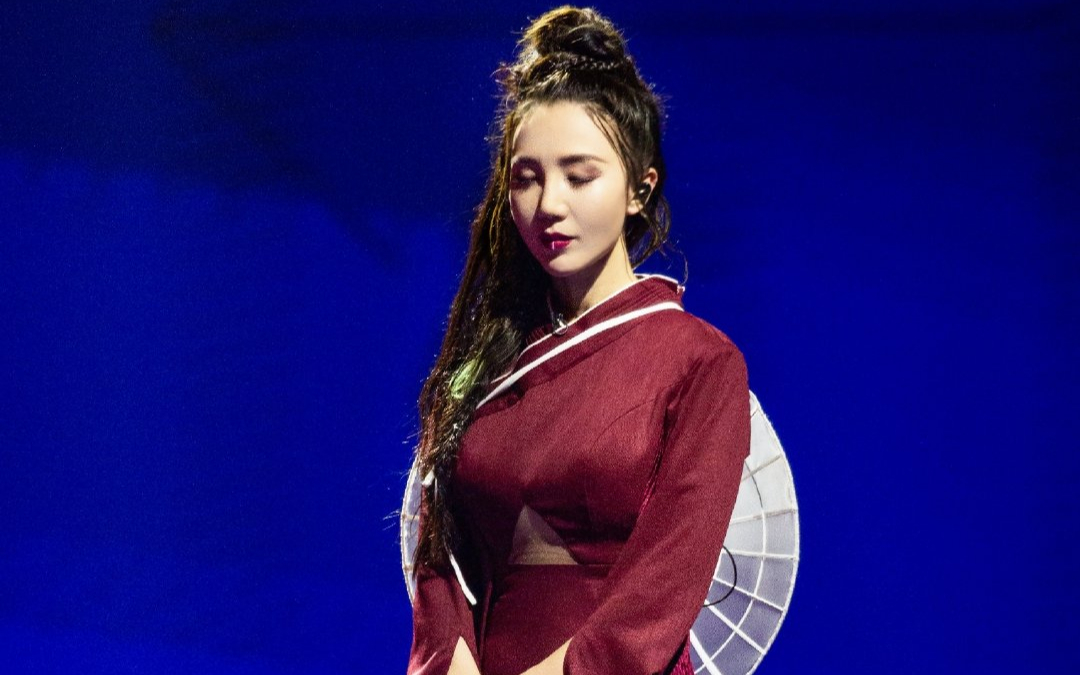 阿朵超帅苗族鼓舞武术鼓姐姐鲨我