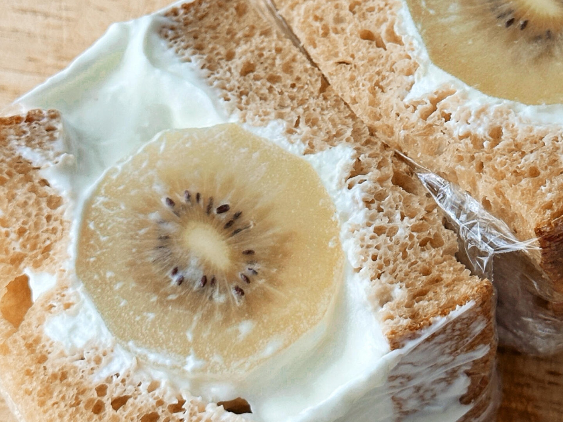 低卡酸奶猕猴桃三明治