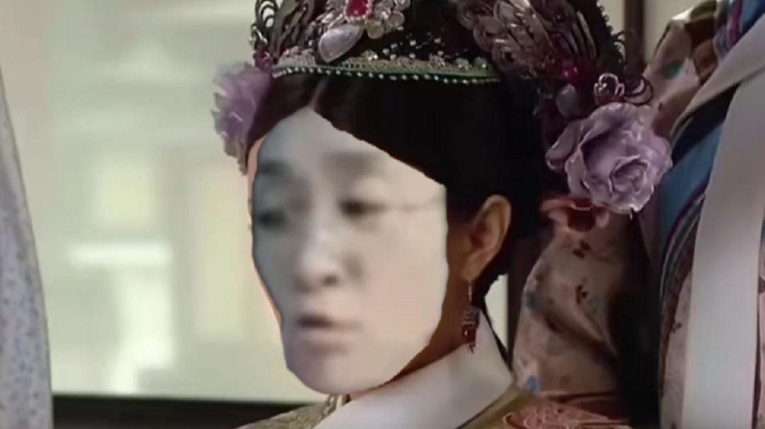 《 晓 艳 传 》