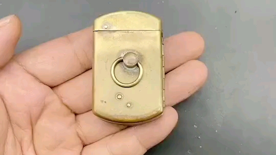 火炮打火机