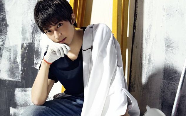 美人兼美男&自攻自受陈威翰