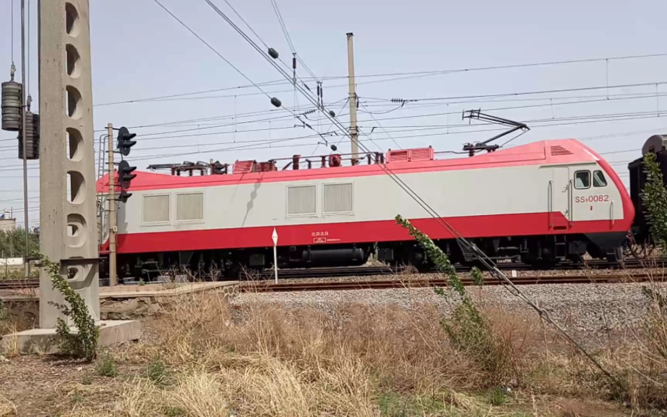 曾经的k7591次列车快速通过林盛堡车站(2019年5月拍摄)