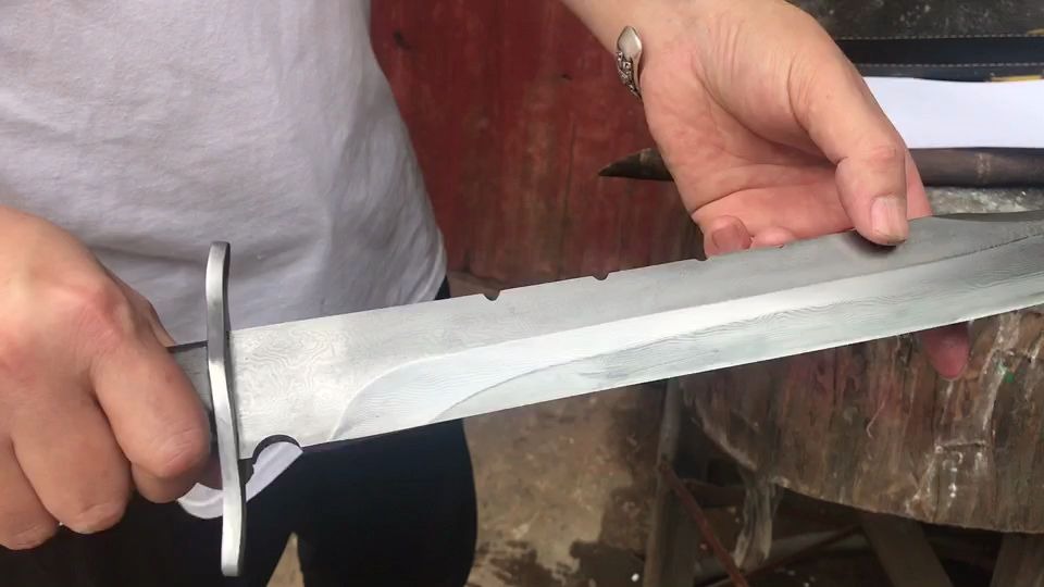 户外猎刀劈砍测试,实用又好看!