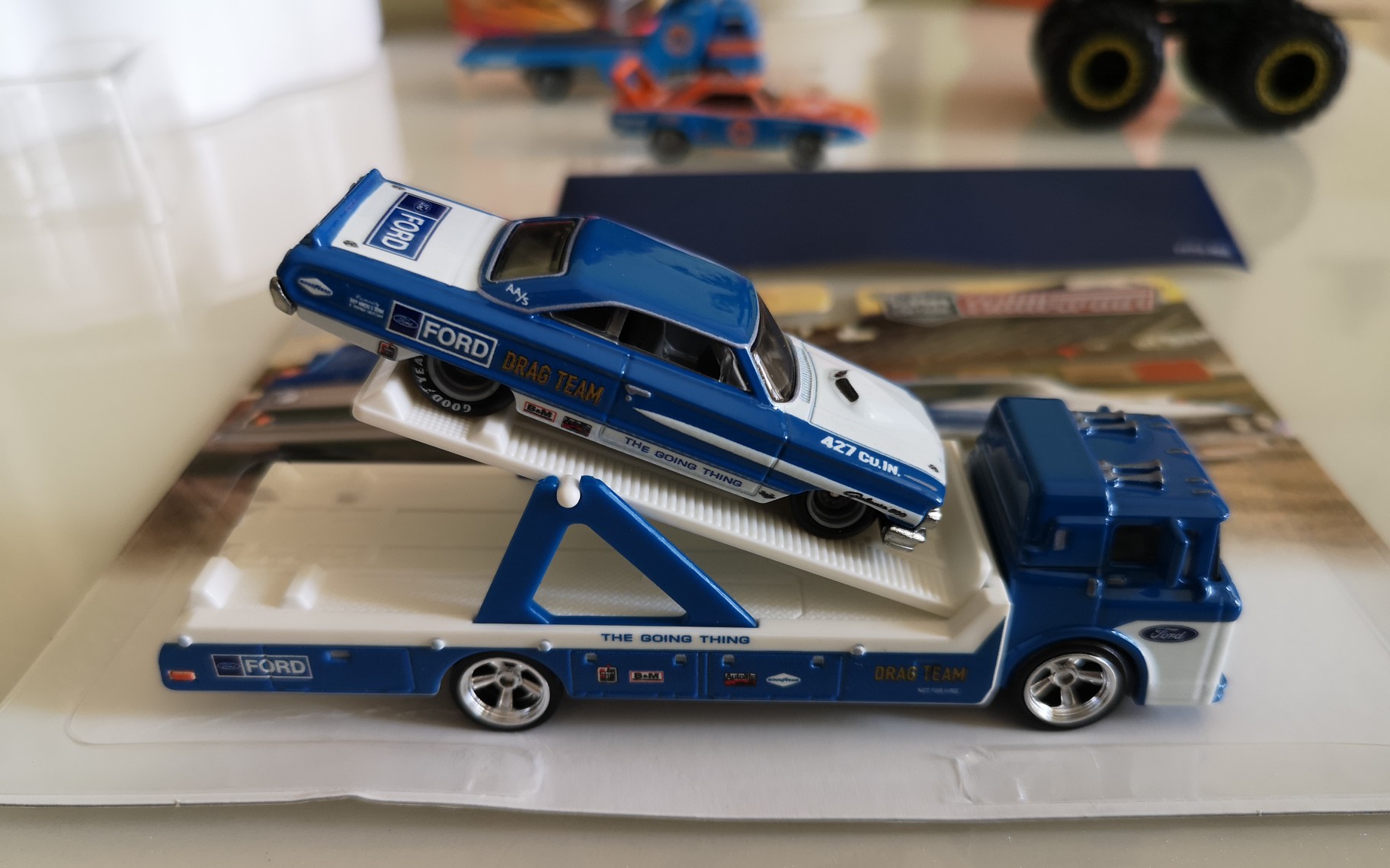 开箱评测风火轮运输车队系列,64年福特galaxie500运输车套装(custom