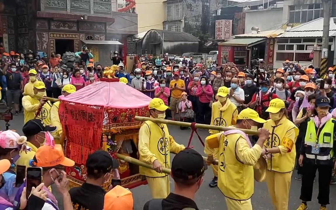 [图]白沙屯媽祖帶領數萬信眾徒步600里前往北港進香