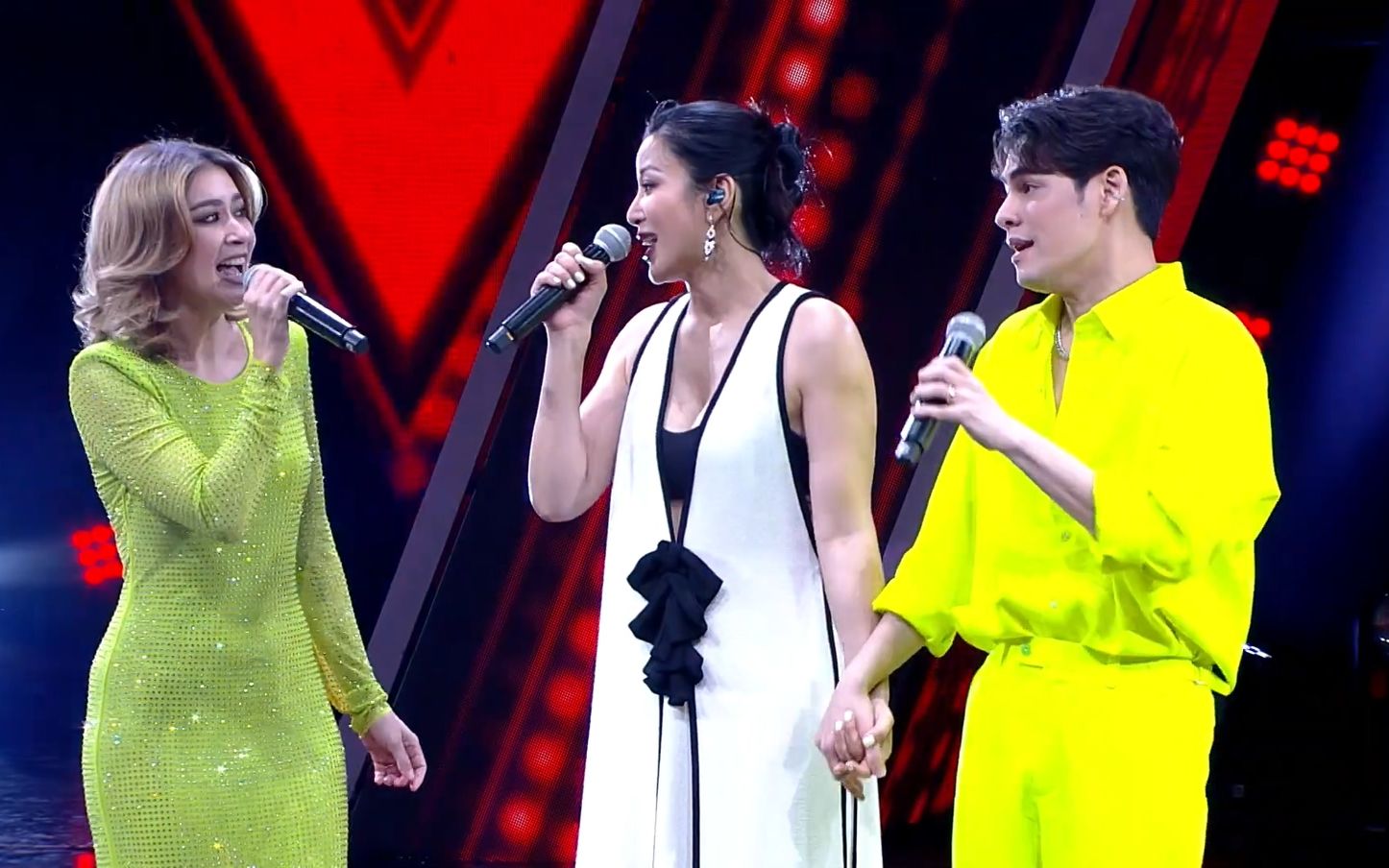 cee, amy, aimee morakot - the wall song现场演唱《undo》