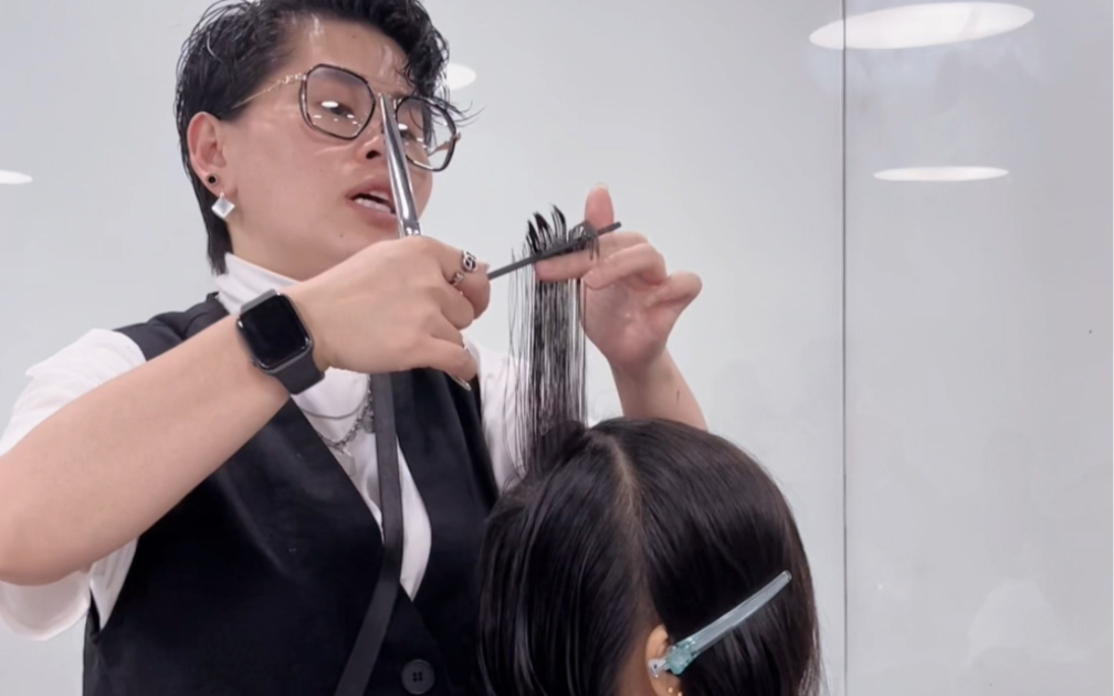 剪发技术培训上海托尼盖美发学院海蒂老师剪发视频
