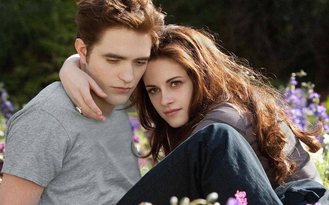 【暮光之城】贝拉7815爱德华高甜混剪 吸血鬼与人类的禁忌之恋