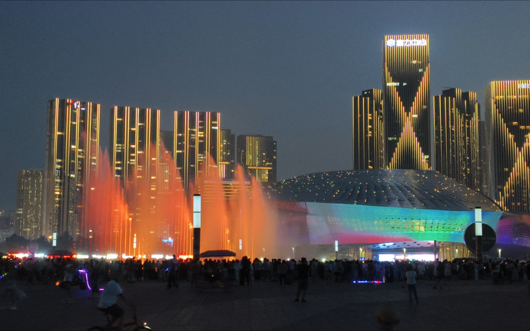 大连东港音乐喷泉表演《奢香夫人》