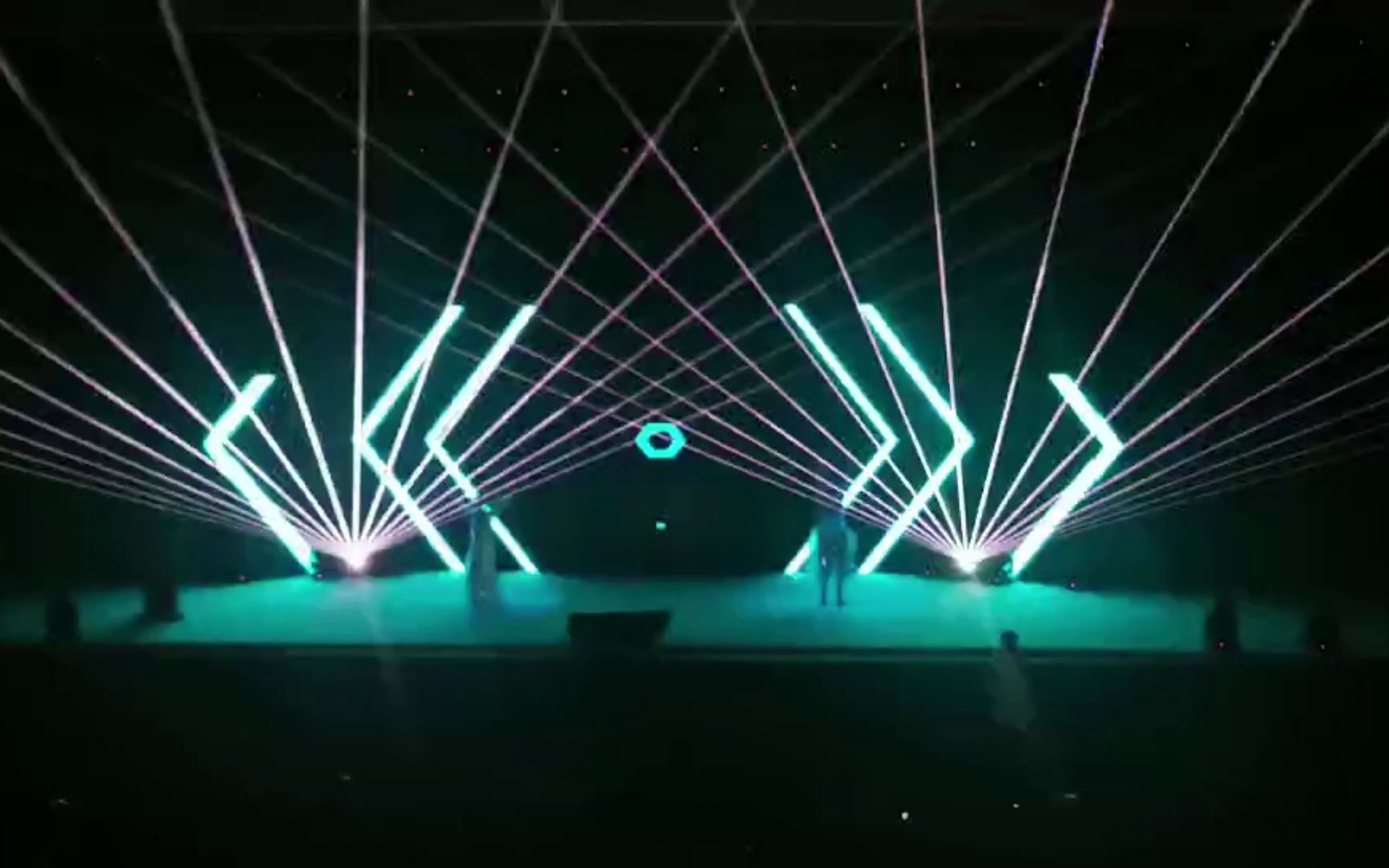 炫酷舞蹈科技感发布会创意节目震撼开场表演