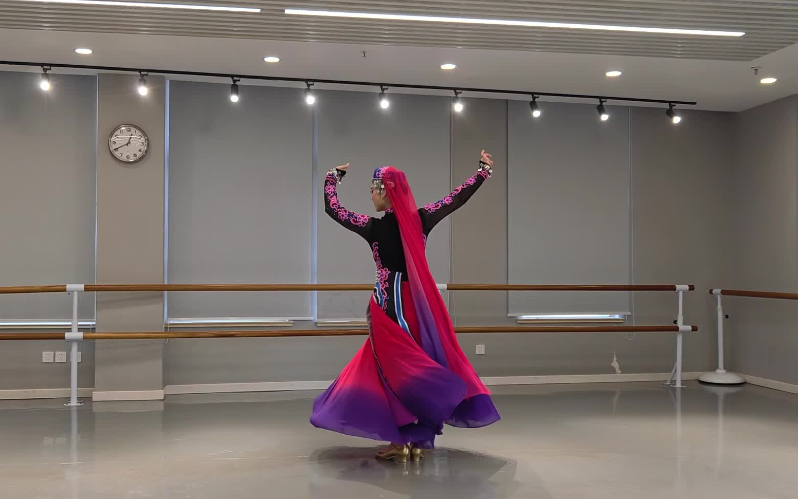 民族民间舞《美丽的阿依汗》1月19日 浦西 周日学员 结业视频汇总