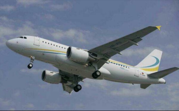 私人飞机acj319comlux机舱通道