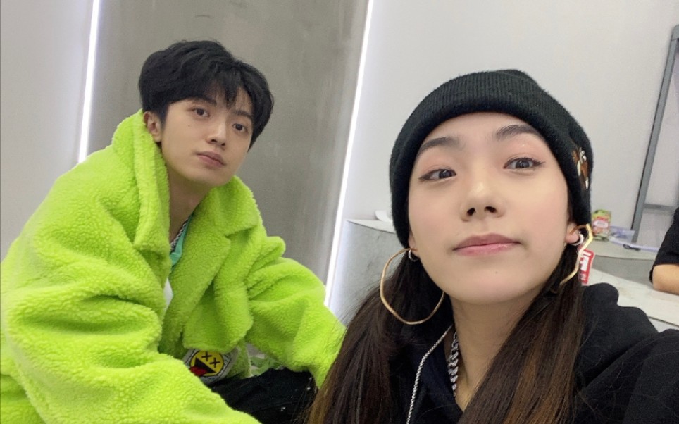 生娃cp姜云升x阿达娃一个小小小小糖点