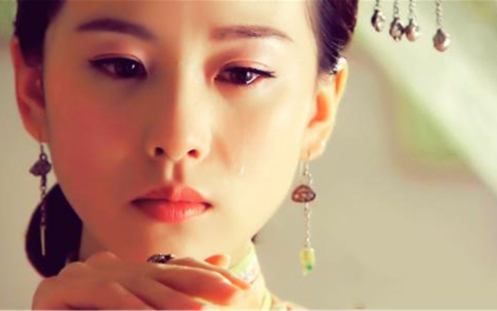 步步惊心若曦跟蓝兰一样的清宫装但感觉就是不一样