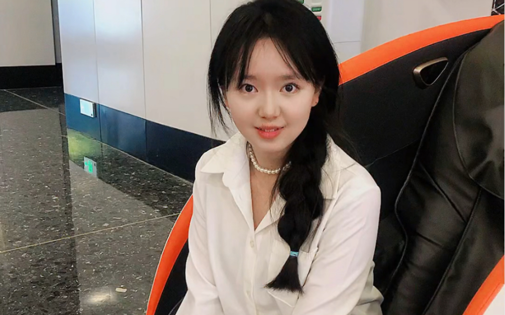 【钟宝儿】开心快乐每一天!