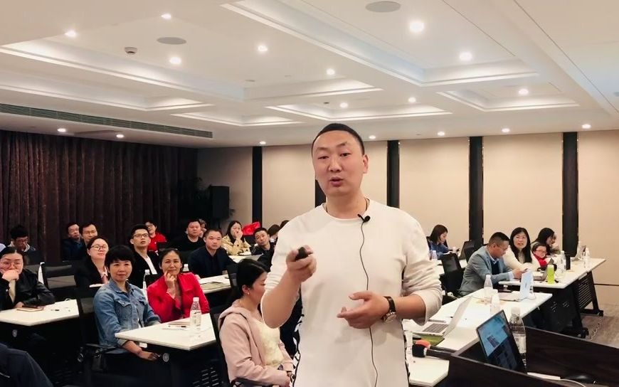 程龙老师现场表演短视频拍摄方法