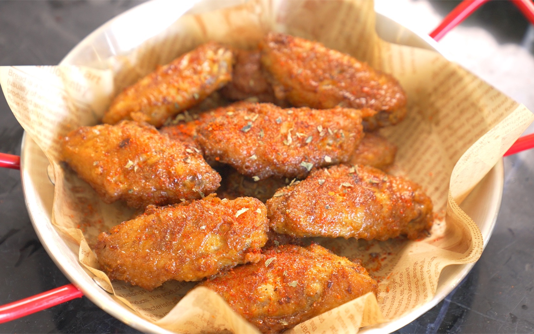 【椒盐鸡翅】鸡翅:我怎么做能不好吃?椒盐:还是因为我百搭_哔哩哔哩_b