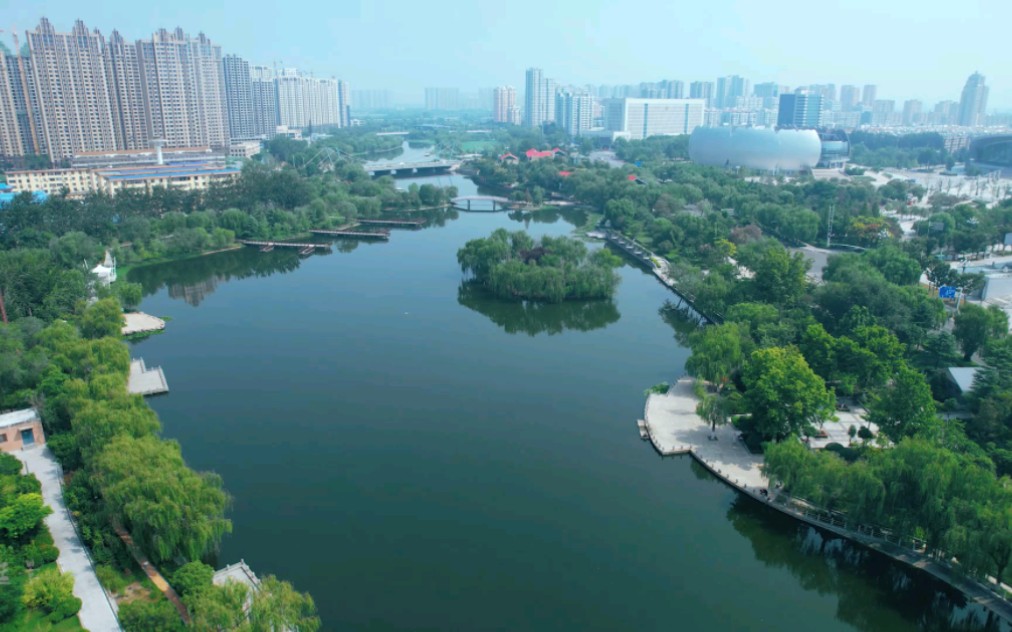山东菏泽滨河公园美丽景色