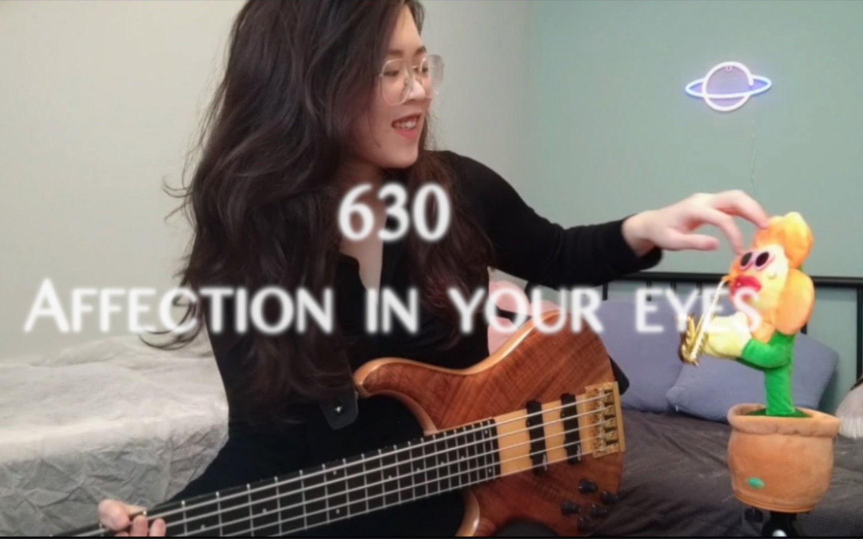 [图]浪姐3这首歌直接把我炸掉！630 affection in your eyes 张蔷（Bass cover）