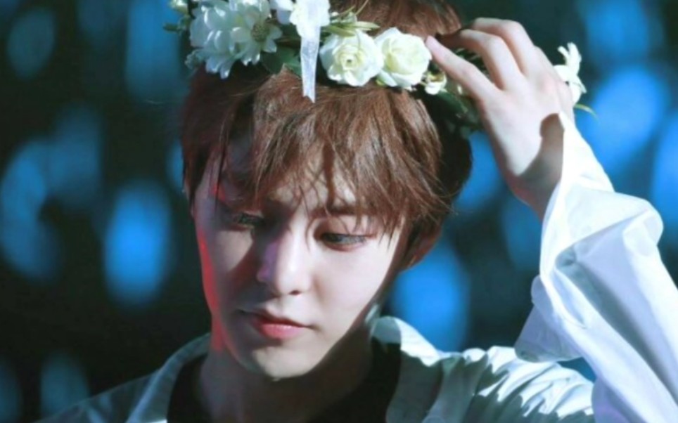 金珉锡我家西柚珉的银发真是帅到爆炸了呢