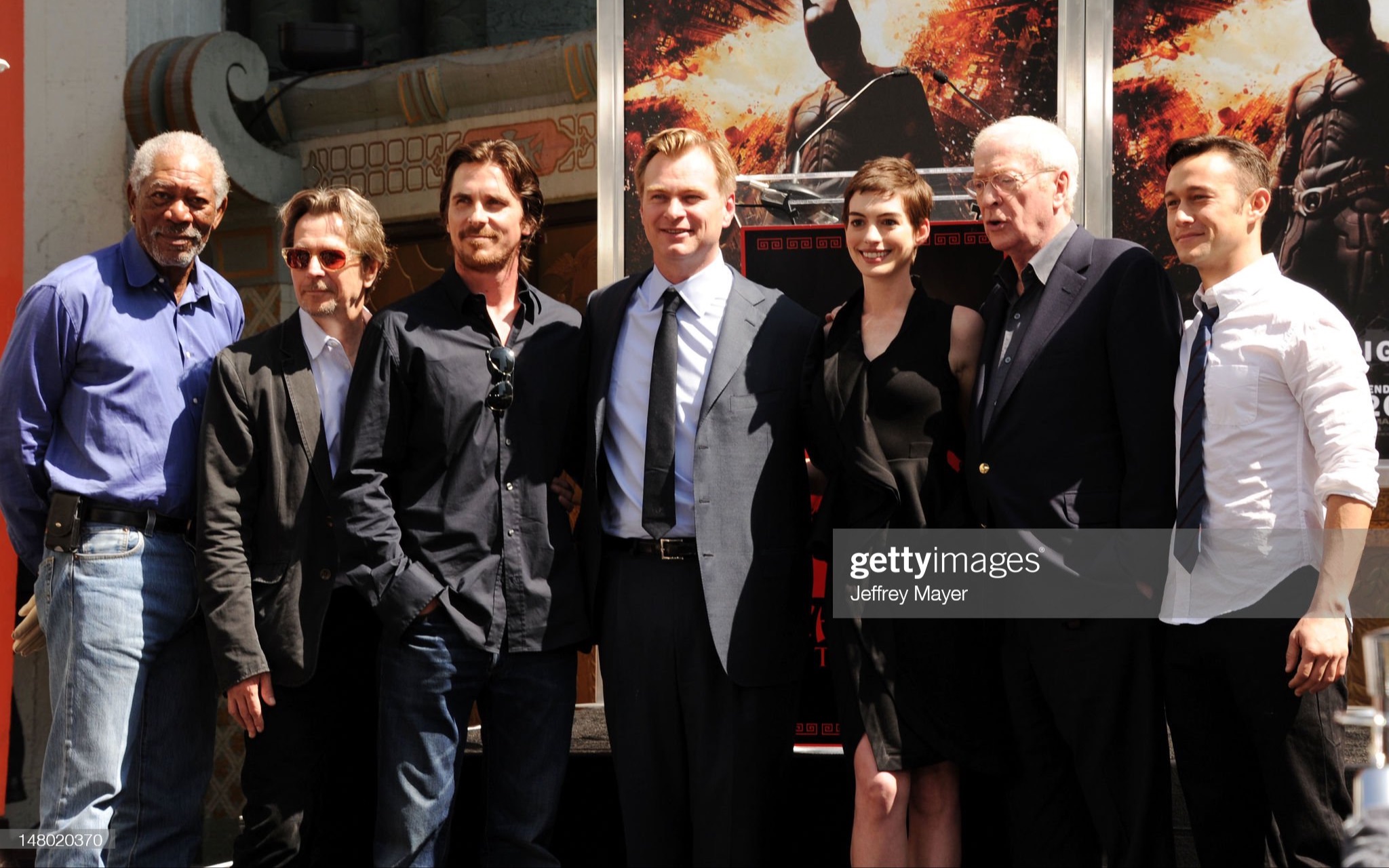 [图]【熟肉】2012年诺兰留印中国剧院，迈克尔·凯恩介绍 | Chris Nolan Honored at Grauman's Chinese Theatre