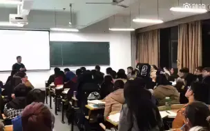 Tải video: [4k高清重制版]杀马特团长大学整活 我想跳舞篇