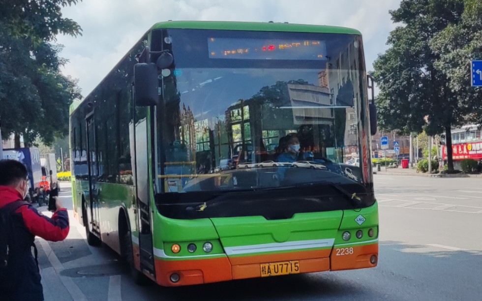 南宁邕城公交18路(南宁市园艺路学校→龙腾江北路口)全程pov(原速 8