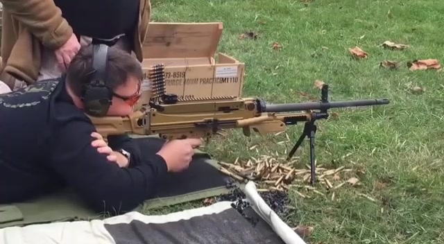 hk公司新型轻机枪hkmg5