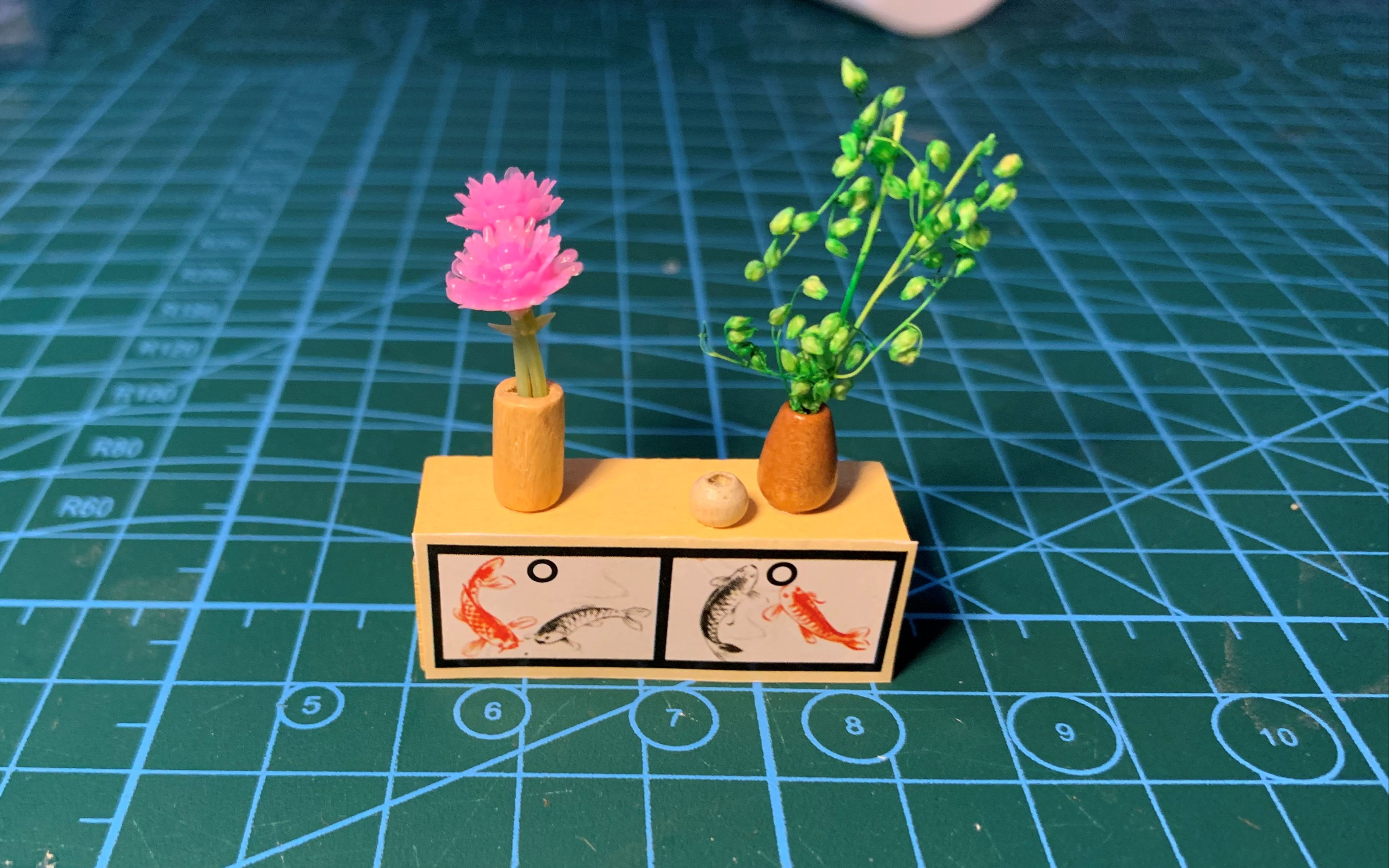 p4-diy迷你樱花日系小屋场景模型-制作花瓶柜台