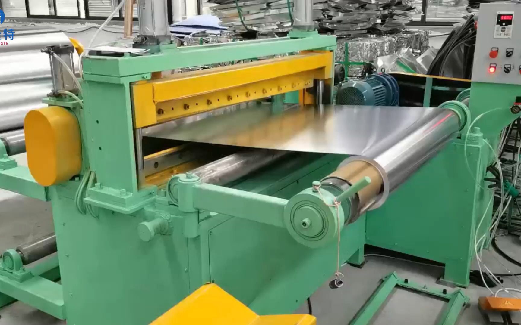 分卷机,1400型铝卷分卷机