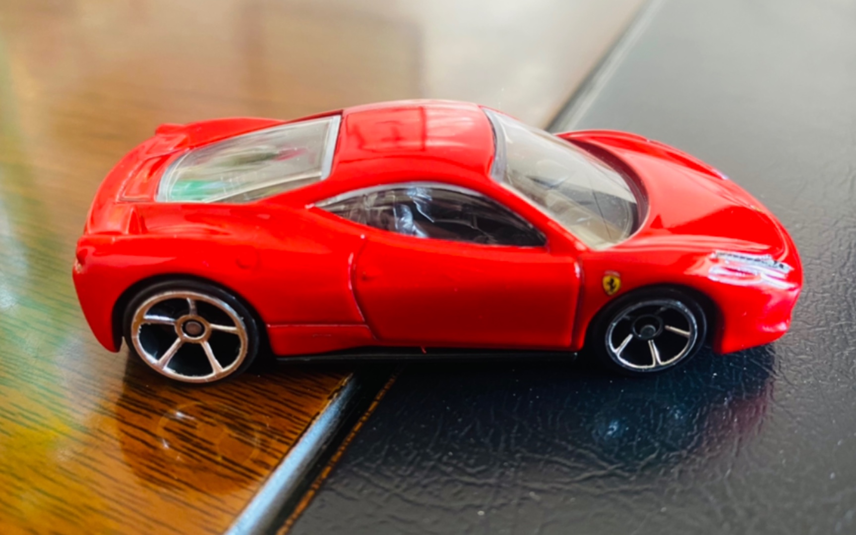 「风火轮」平平无奇法拉利458