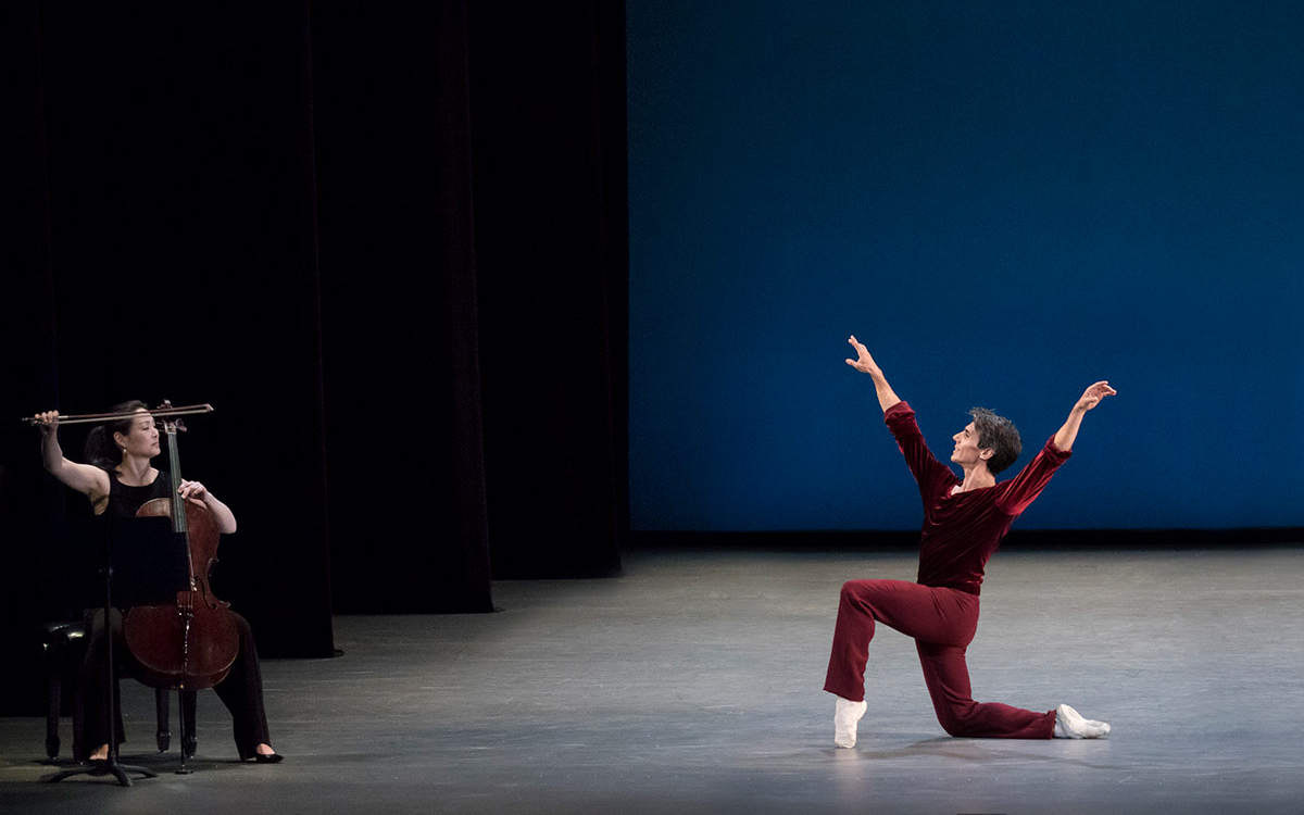 巴黎歌剧院现代芭蕾manuellegris罗宾斯作品asuiteofdances片段