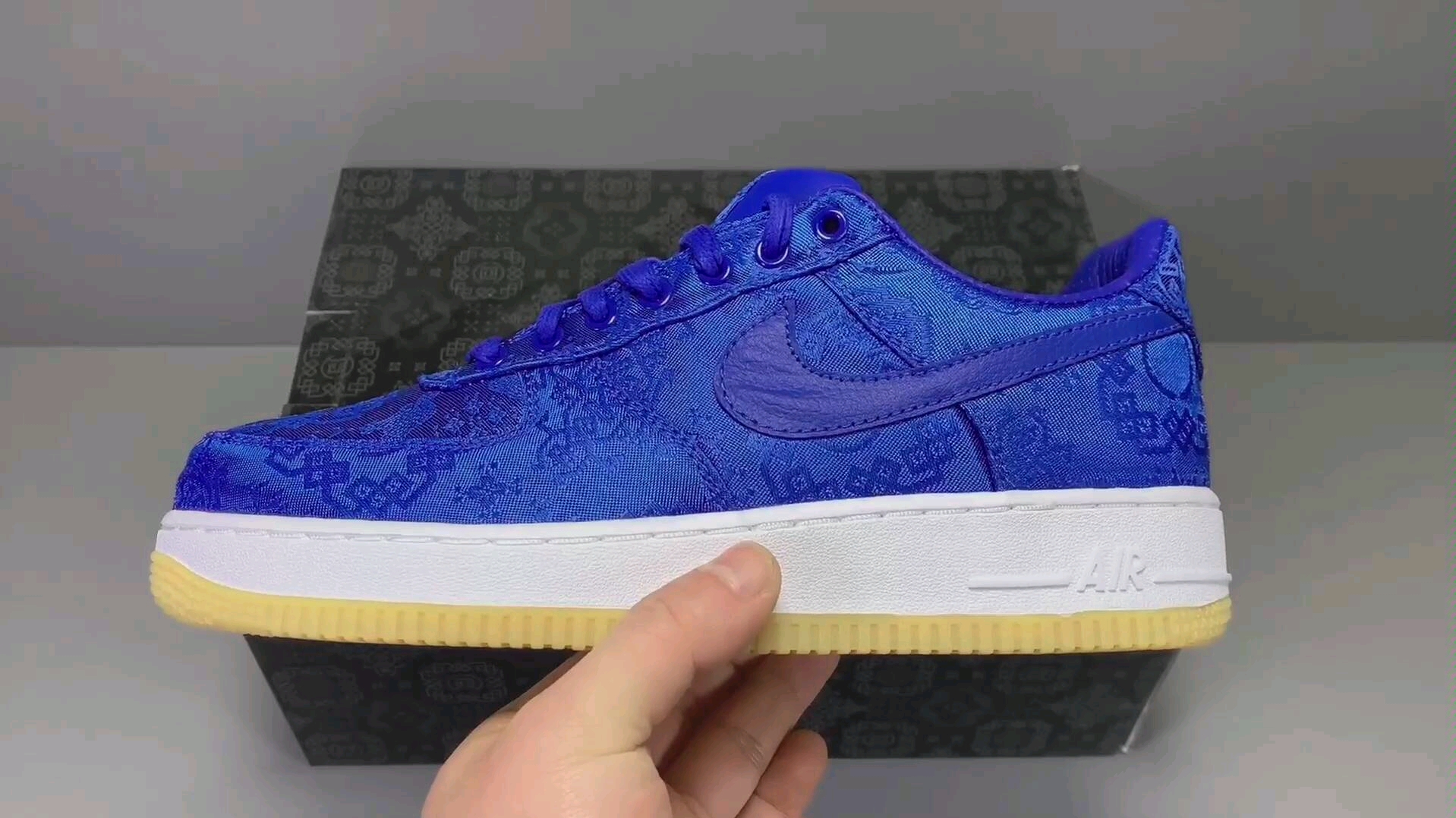 开箱一双af1蓝丝绸