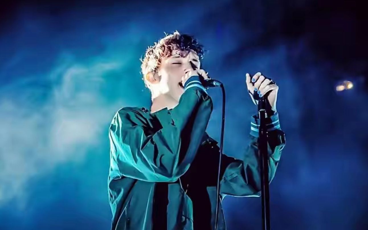 戳爷《youth》美国公告牌表演:始于颜值,陷于才华,忠于人品