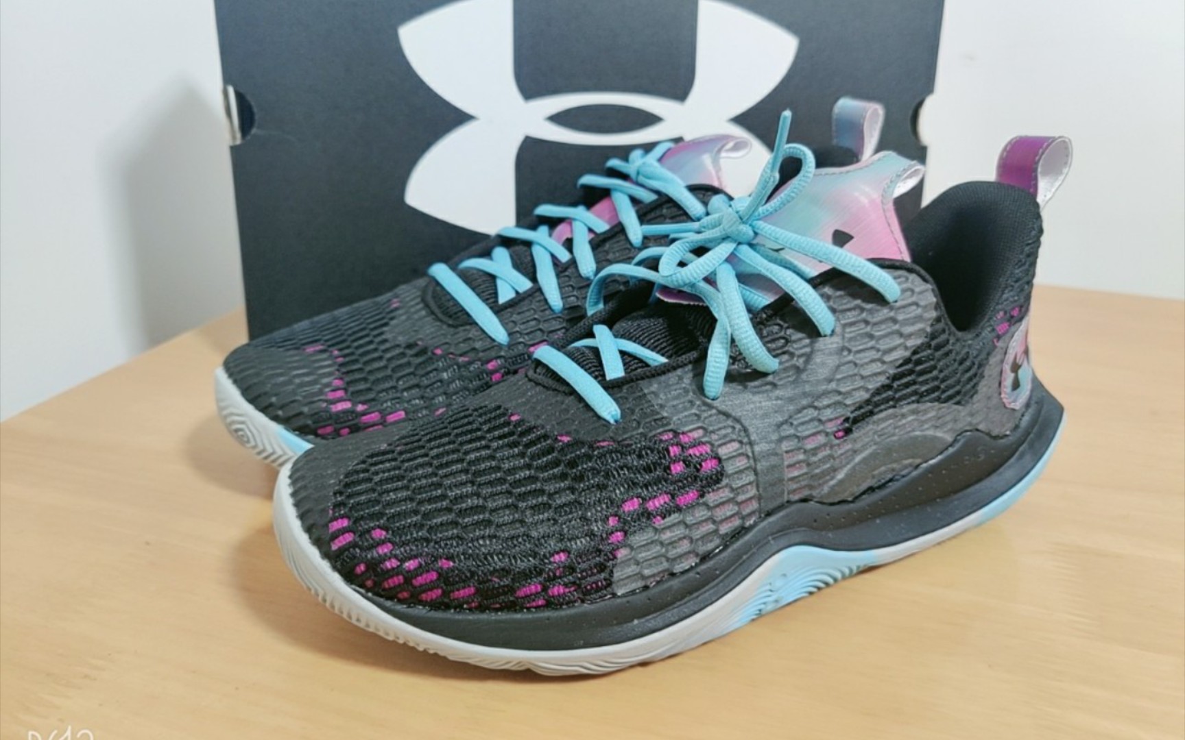 安德玛 ua spawn3开箱