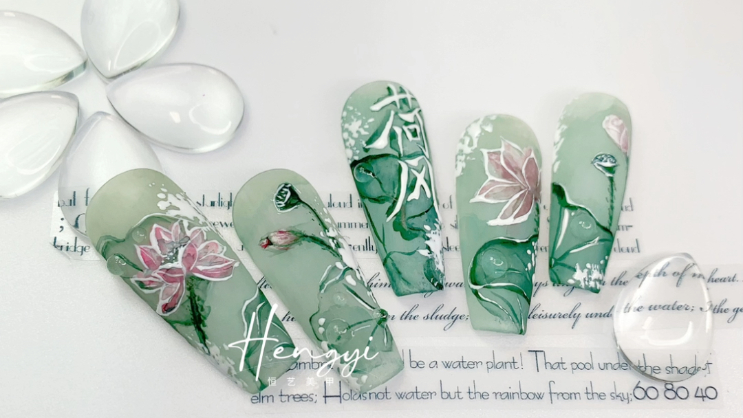 绿色荷花国风美甲接天莲叶无穷碧,映日荷花别样红#绿色美甲 #新中式