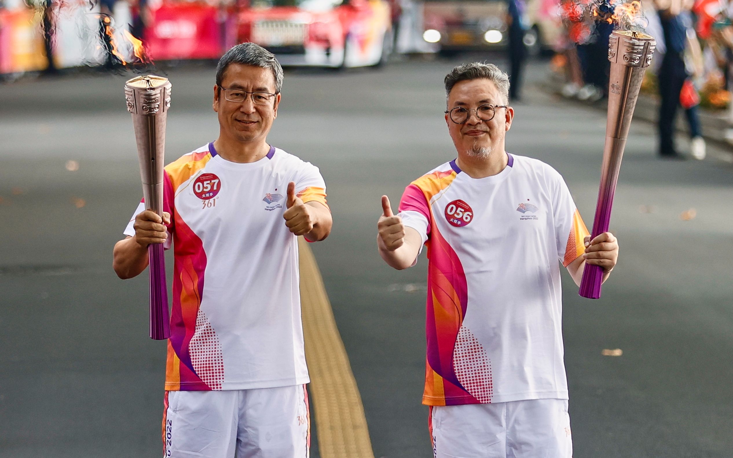 #艺起迎亚运 丨杭州站第56棒火炬手,中国美术学院教授张捷,曾为杭州亚运会主会场创作设计方案哔哩哔哩bilibili