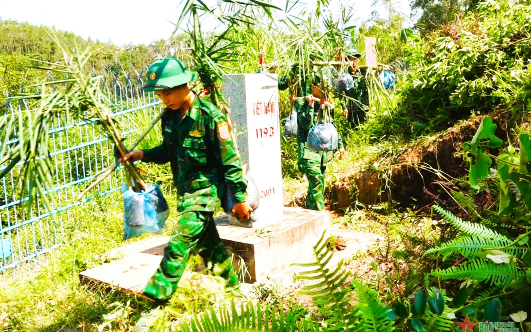 [图][中越双语字幕]Lạng Sơn: Triển khai mô hình luỹ tre biên giới