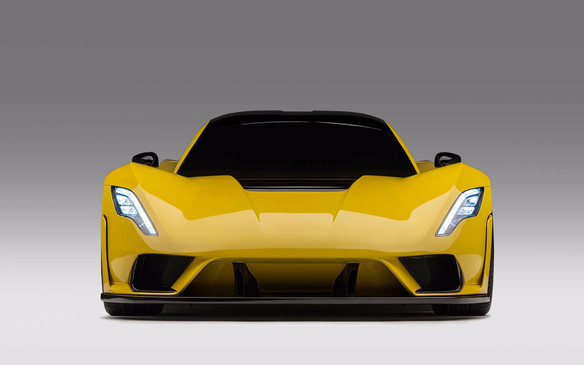 目标是把布加迪干趴下,美国超跑 hennessey venom f5 设计故事