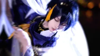 Download Video: 【三日月宗近cos】樱花散落