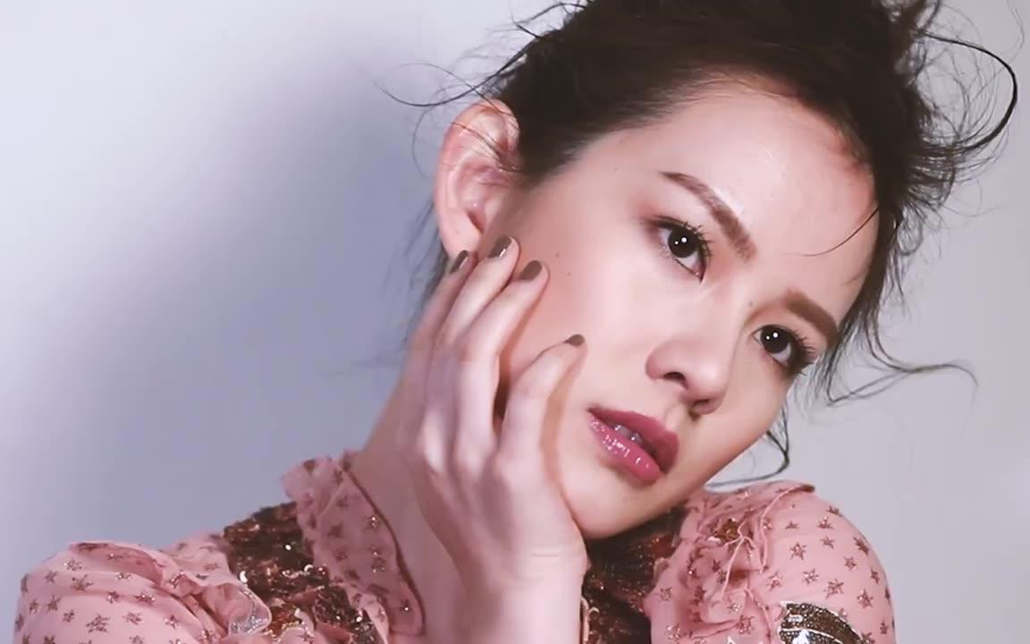 【王诗安】王诗安示范70年代2种妆容及唇彩|女星妆给你看|vogue