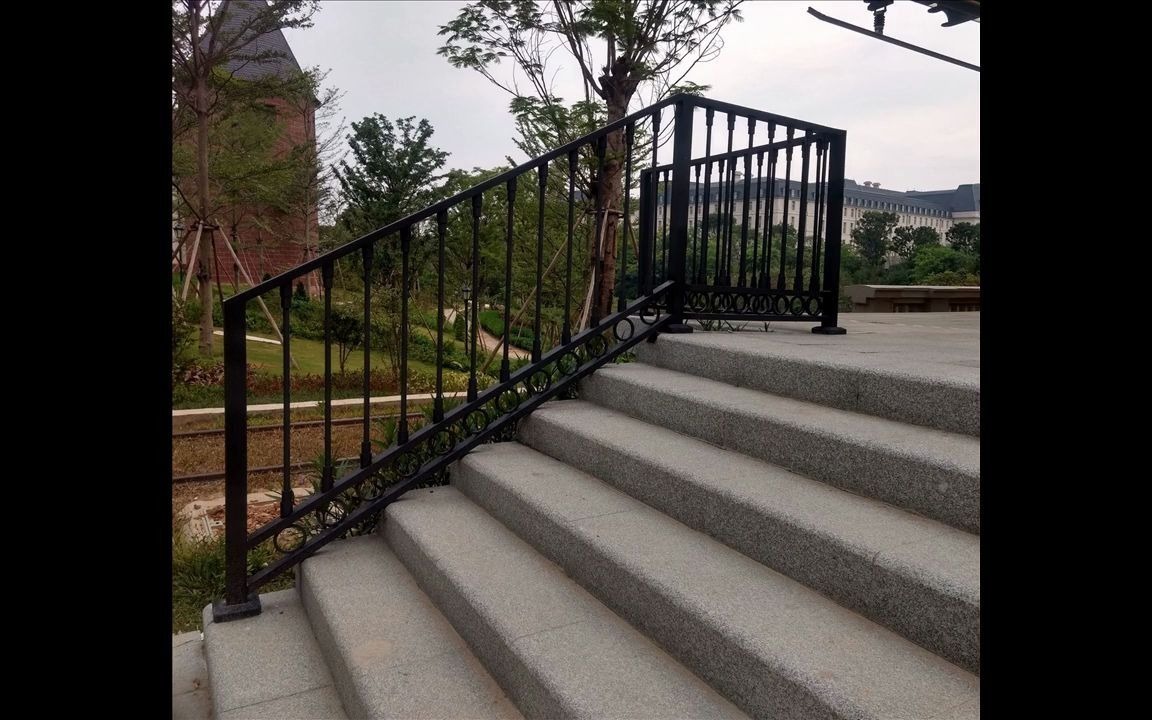 重庆锌钢栏杆厂垫江石材栏杆厂长寿仿木栏杆厂奉节桥梁栏杆厂