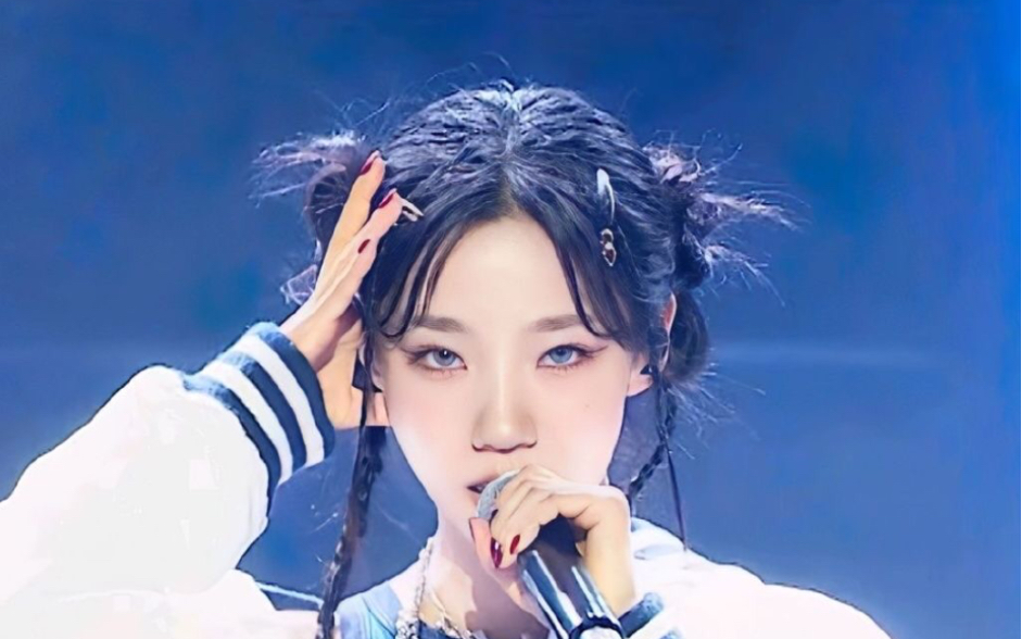 【李夏天】queendom puzzle 宇宙少女夏天《rush hour》直拍,是帅气