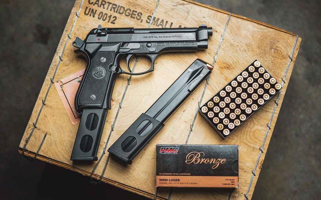 带大家看看刚刚退役的贝雷塔berettam992fs